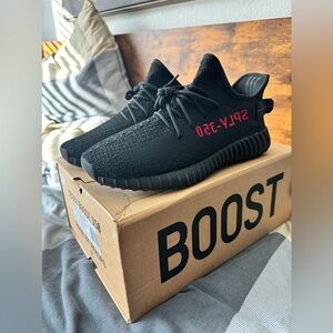 black yeezy 350